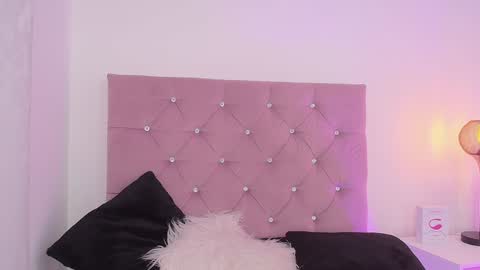 Mary online show from January 27, 8:17 pm