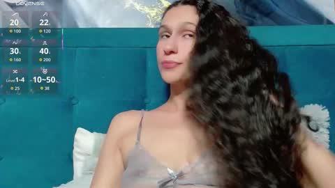 Violeta  online show from February 11, 3:00 am