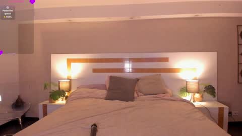 Violeta  online show from March 27, 11:10 am