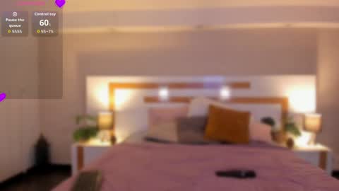 Violeta  online show from April 10, 11:15 am