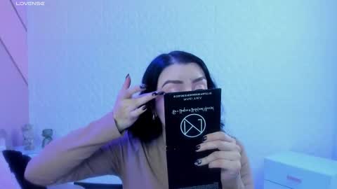     online show from February 14, 9:22 pm