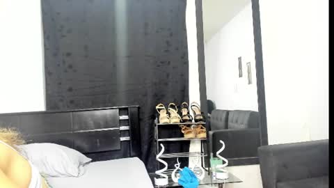 Snapshot of violeta_gracee chatting on July 12, 3:30 am violeta_gracee online show from July 12, 3:30 am