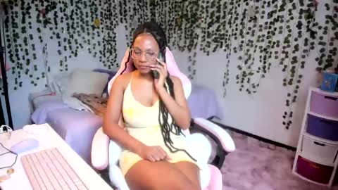 Violeta online show from November 8, 3:45 pm