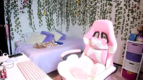 Violeta online show from November 18, 5:06 pm