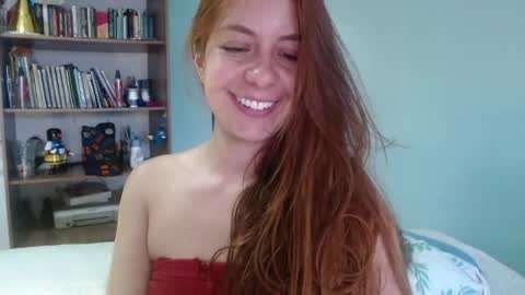Violeta Peter online show from May 17, 9:44 pm