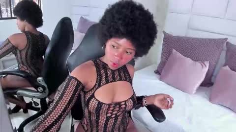 Violeta Ruiz online show from November 14, 12:15 pm