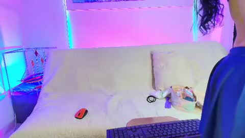 violeta sofia 16 online show from July 19, 3:10 am