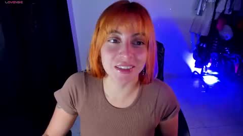 Violeta  Help me reach 150 thumbs up    online show from June 30, 9:38 pm