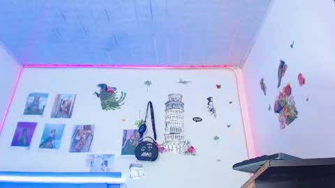 violetaconny online show from February 22, 8:29 pm