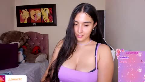 Jimena online show from April 21, 2:37 am