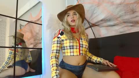 Violeta online show from October 31, 12:17 pm