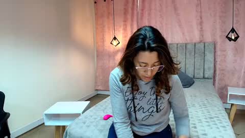 VIOLETA online show from January 15, 1:09 pm