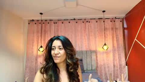 VIOLETA online show from October 9, 1:31 pm