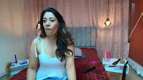 VIOLETA online show from December 4, 6:49 pm