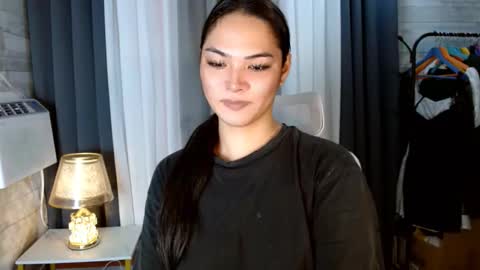 violet online show from September 28, 12:10 pm