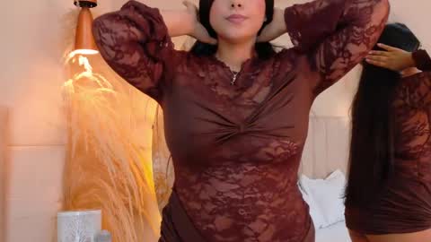 Violet online show from May 29, 8:29 pm