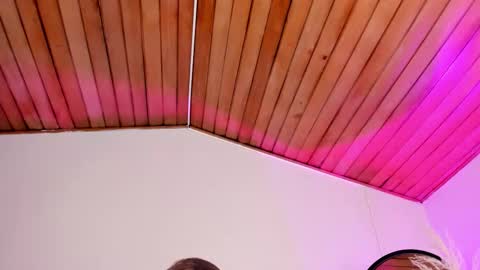 Call me Violet online show from November 14, 3:55 pm