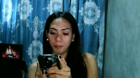 Snapshot of violeterection chatting on February 17, 2:30 am JUVY online show from February 17, 2:30 am