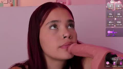 Violeth Hill online show from September 15, 8:42 pm