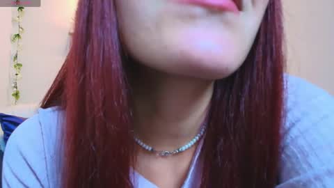 Snapshot of violeth_rosse_ chatting on April 28, 2:27 am violeth_rosse_ online show from April 28, 2:27 am
