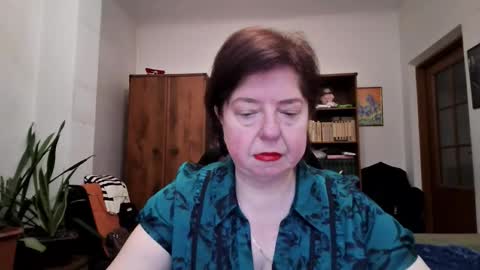 violetpulse online show from February 17, 6:54 am