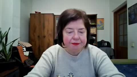 violetpulse online show from February 18, 1:51 pm