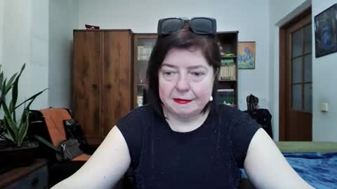 violetpulse online show from March 19, 9:46 am