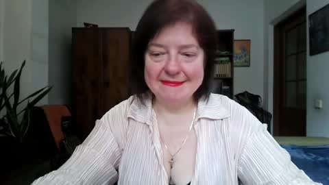 violetpulse online show from April 13, 8:31 am