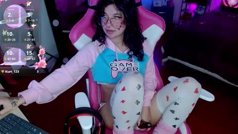   online show from October 17, 8:00 pm