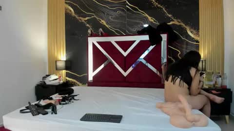 Snapshot of violetrose_as chatting on November 19, 9:15 pm Violet Rose online show from November 19, 9:15 pm