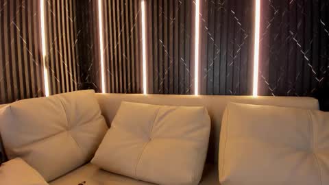 Violet Rose online show from March 28, 2:44 am