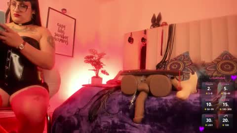 Violett  online show from October 31, 2:23 am