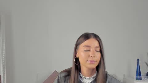 violetta_finch online show from February 6, 8:29 am