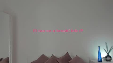 violetta_finch online show from February 13, 11:28 am