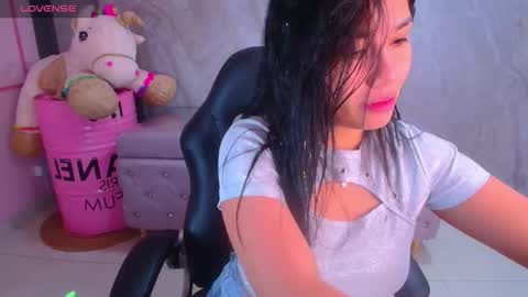 Violetta  online show from January 18, 12:31 pm