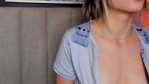 Violetta nur online show from January 24, 8:34 am