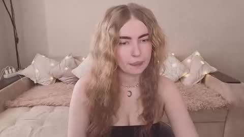 ViolettaOtis online show from March 18, 9:56 am