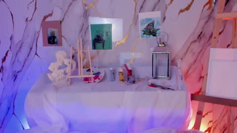 Violett Castel online show from February 12, 2:03 am