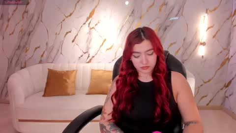 Violett Castel online show from February 14, 7:54 pm