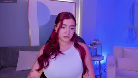 Violett Castel online show from March 9, 4:55 pm