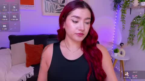 Violett Castel online show from May 17, 7:32 pm