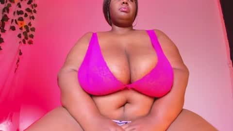 Snapshot of violette_plus chatting on June 3, 1:57 pm Call me valeria online show from June 3, 1:57 pm