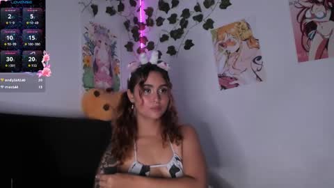 Violette  online show from January 31, 9:48 pm