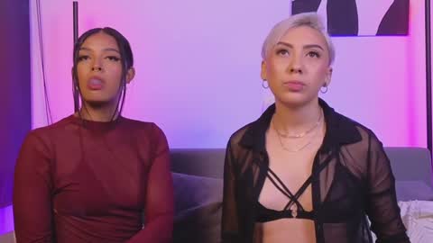 Violet online show from December 15, 1:46 am