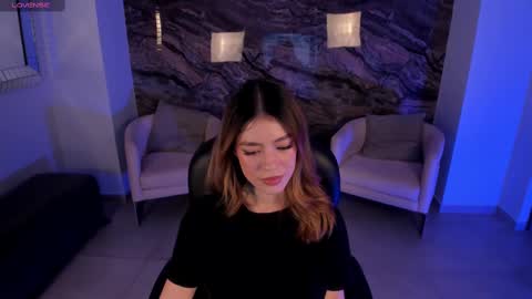 Violett  online show from February 16, 10:21 pm