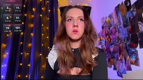 Snapshot of violettmo0n chatting on March 1, 2:02 am Next stream 1522026 400 GMT 3 online show from March 1, 2:02 am