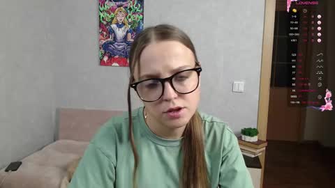 Violet online show from September 24, 6:11 pm