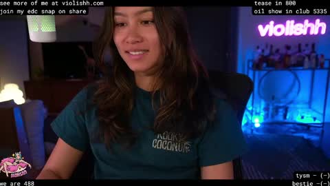 follow me on twitter violishh and ig violishh  online show from April 19, 1:38 am