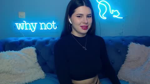 viollinalv online show from March 16, 5:44 am