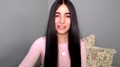 Snapshot of viorett chatting on November 15, 12:13 pm viorett online show from November 15, 12:13 pm